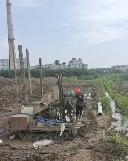 潜山降水井施工